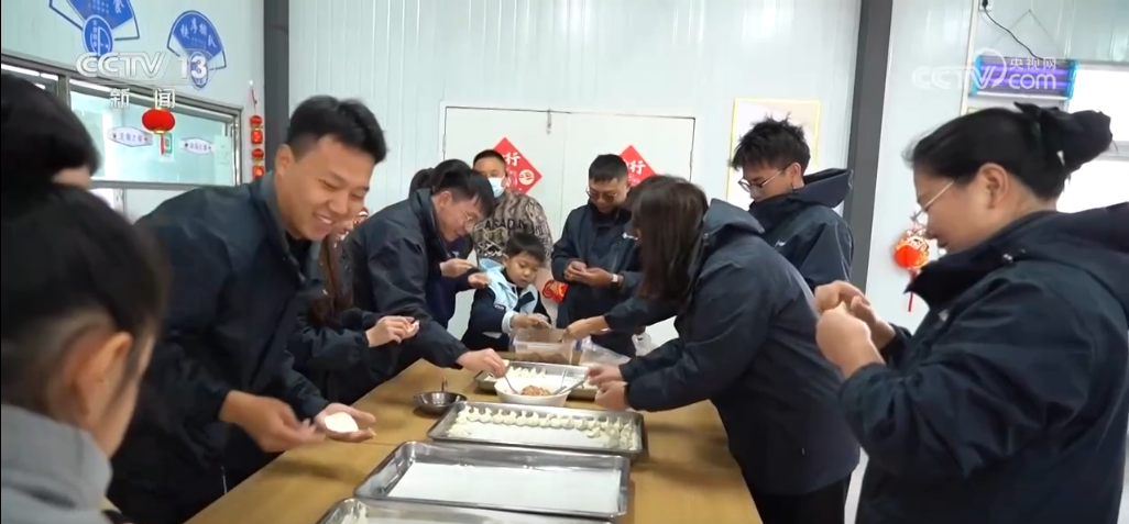 凯发国际重大工程项目建设正酣 建设者们坚守一线筑梦“别样春节”(图4)